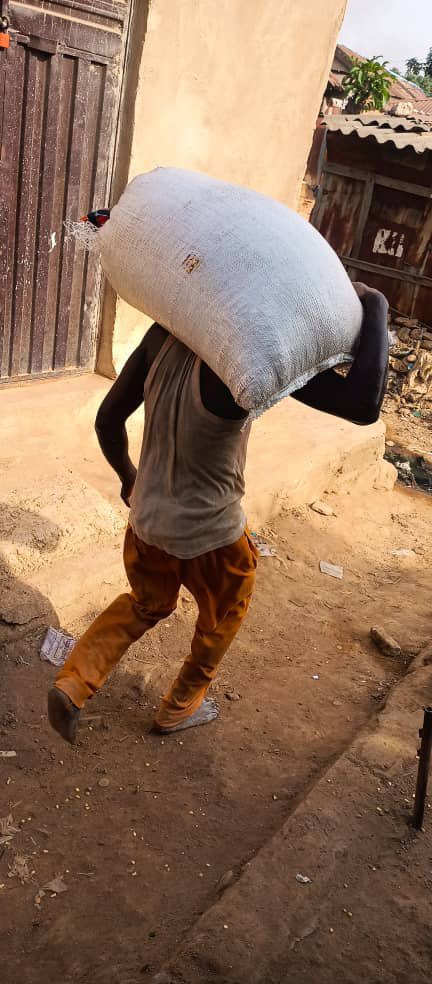 Abuja Residents Loot NEMA Warehouse as Hunger Bites Harder